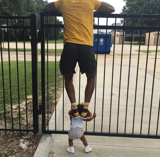 Man standing on baby: Black Twitter, Baby, Support, Combination : r ...